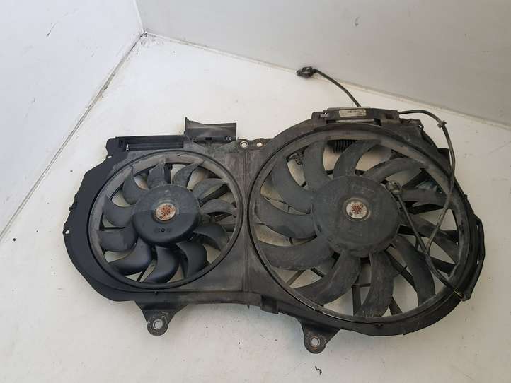 Audi A4 (2000 - 2006)  8E0121205P Комплект вентиляторов