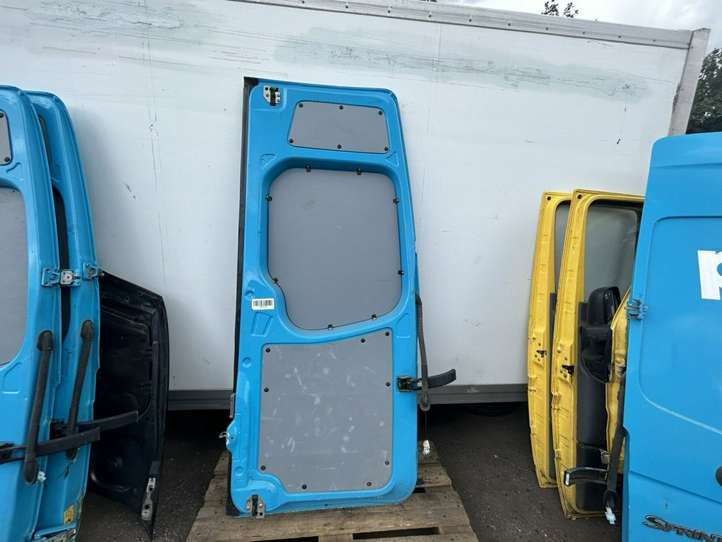 Mercedes-Benz Sprinter W906 (2006 - 2018)  2E1827091Q Боковые раздвижные двери