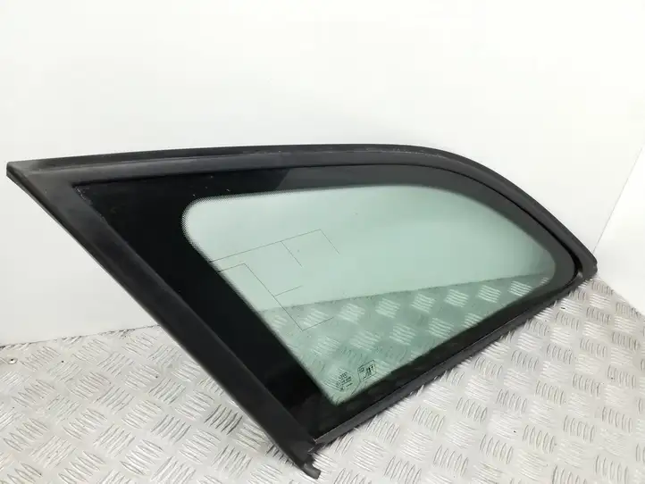 Audi A6 C7 (2011 - 2014) 4G9845299 Заднее боковое стекло — фото 1