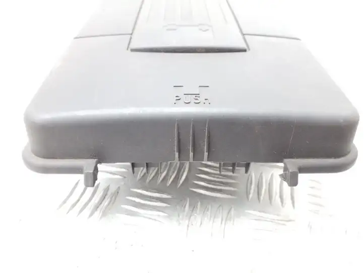 Audi A3/S3 8P (2004 - 2008) 3C0915443A Крышка ящика аккумулятора — фото 2