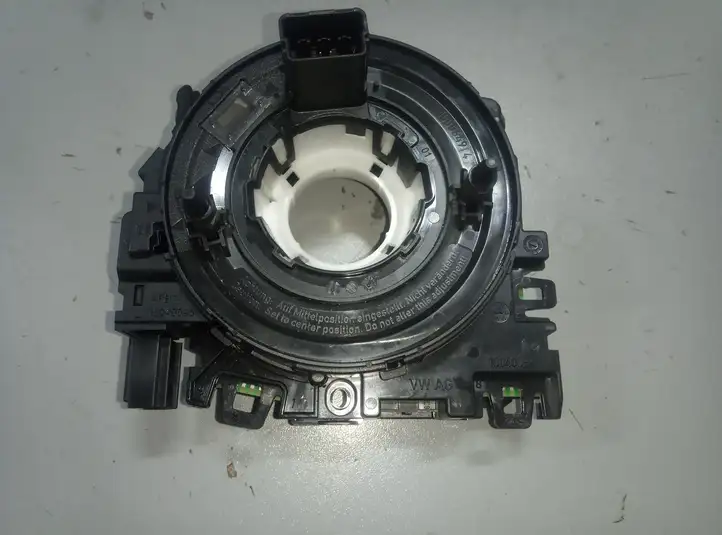 Skoda Octavia Mk3 (5E) (2013 - 2019) 5Q0953549A Контактное кольцо SRS — фото 1