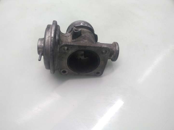 BMW 5 E39 (1996 - 2003)  7785452 Клапан EGR