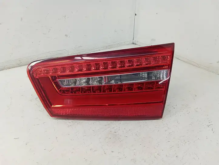 Audi A6 Allroad C7 (2012 - 2014) 4G9945094B Задний фонарь в крышке багажника — фото 1