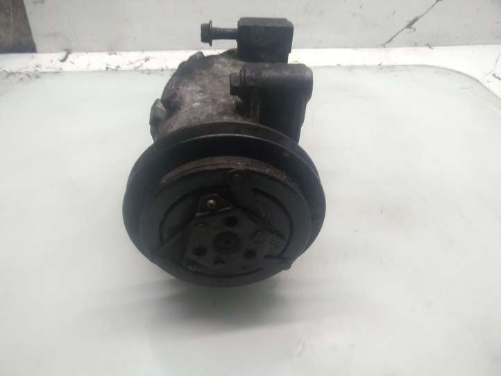 Nissan X-Trail T30 (2001 - 2007)  EA05145010 Компрессор (насос) кондиционера воздуха