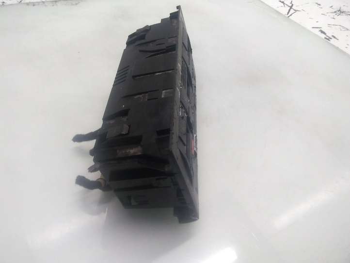 Audi A4 (2000 - 2006)  8E0820043H Блок управления кондиционера воздуха / климата/ печки (в салоне)