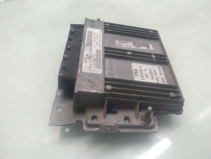 Citroen Xsara Picasso (1999 - 2012)  9647007880 Блок управления двигателя