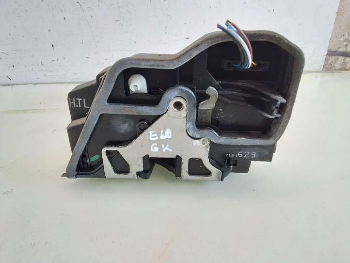 BMW 5 E60 E61 (2004 - 2010)  7151629 Замок задней двери