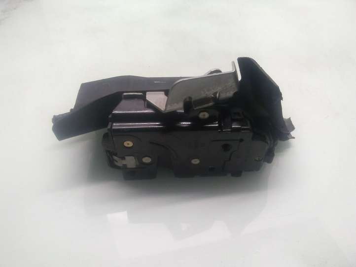 Audi A4 (2000 - 2006)  8E0839349 Замок задней двери