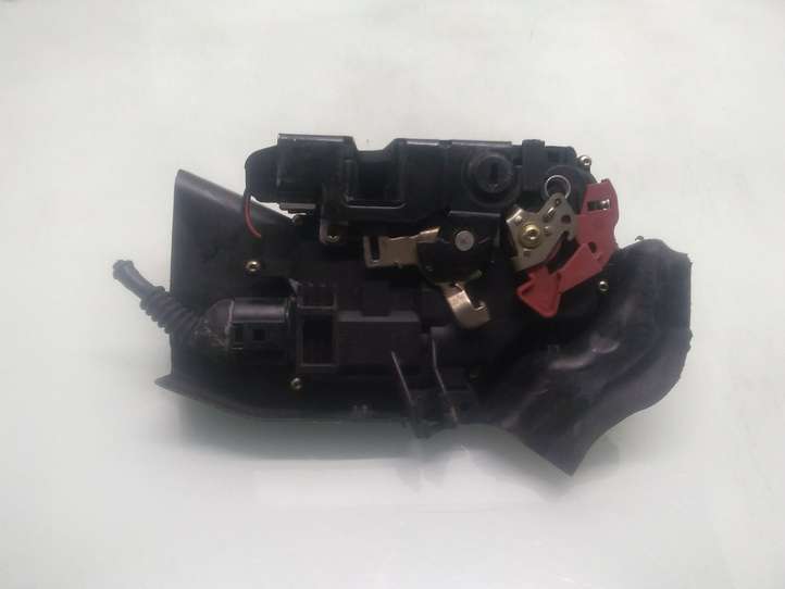 Audi A4 (2000 - 2006)  8E0839349 Замок задней двери