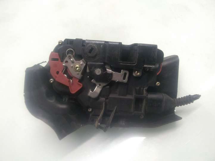 Audi A4 (2000 - 2006)  8E0839350 Замок задней двери