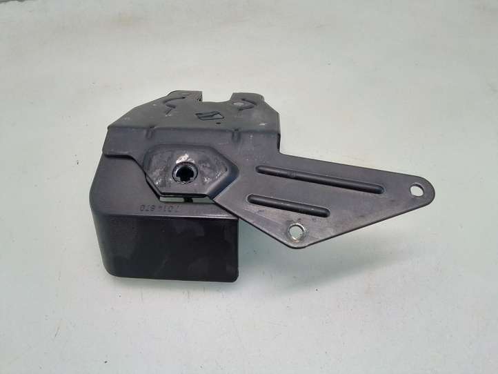BMW 5 E60 E61 (2004 - 2010)  7014870 Замок задней крышки
