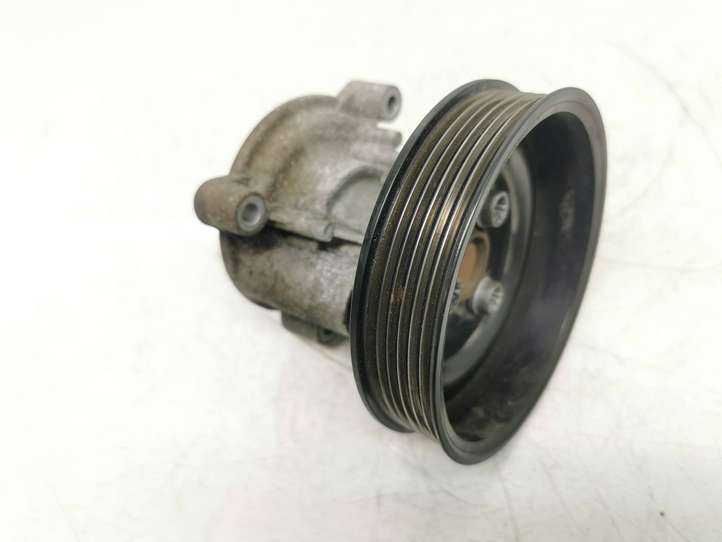Volkswagen Golf Plus (2004 - 2008)  03C121005C Водяной насос