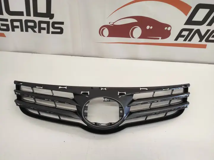 Toyota Avensis T270 (2009 - 2012) 5310105040 Передняя решетка — фото 1