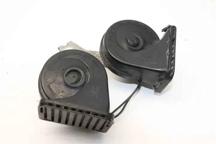 Jaguar XF X250 (2007 - 2015) 8X2313A803AB Звуковой сигнал — фото 1