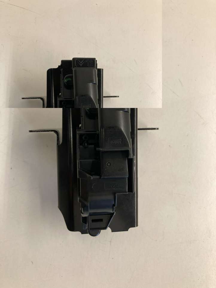 Citroen C4 Picasso (2006 - 2013)  9660403680 Замок задней крышки
