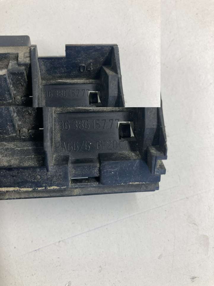 Citroen C4 Picasso (2006 - 2013)  9638615777 Ручка задней крышки