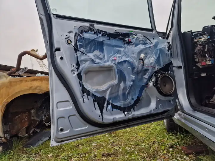 Toyota Verso (2009 - 2012) Дверь — фото 7