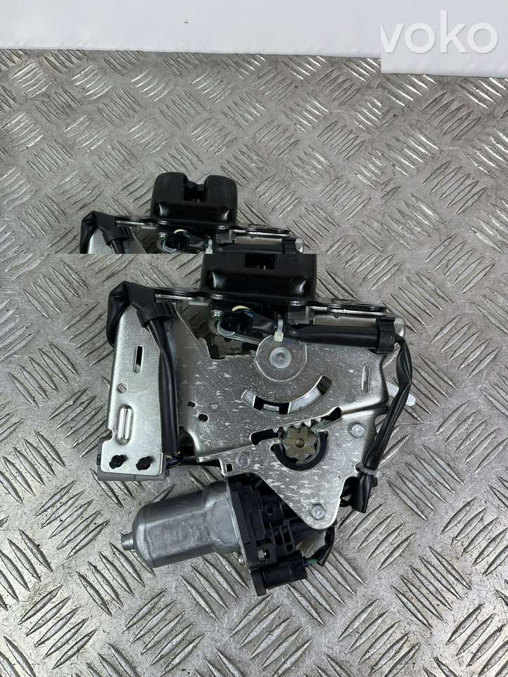 Jeep Grand Cherokee (2010 - 2021)  I120032 Замок задней крышки