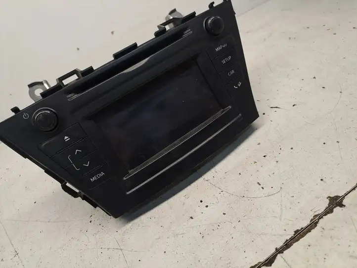 Toyota Prius+ (ZVW40) (2011 - 2018) 8614047150 Магнитола / мультимедийная система — фото 1