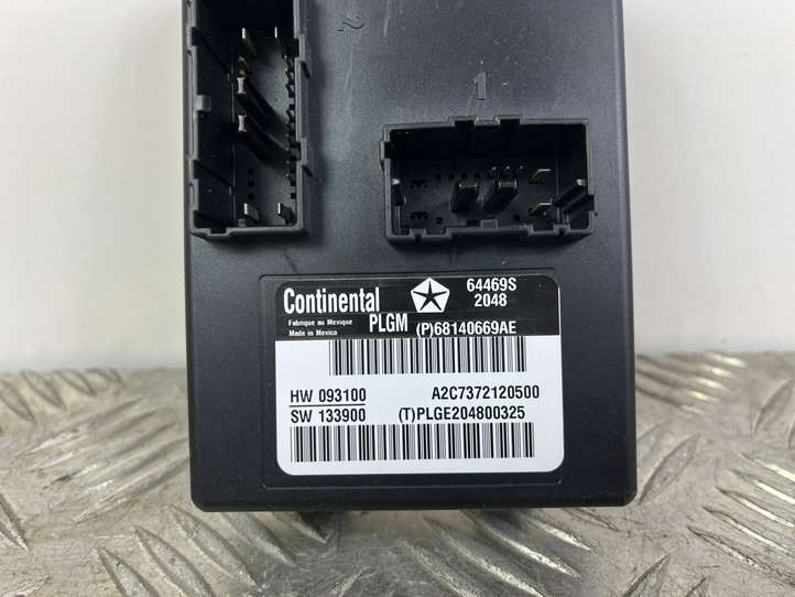Jeep Grand Cherokee (2010 - 2021)  P68140669AE Другие блоки управления / модули