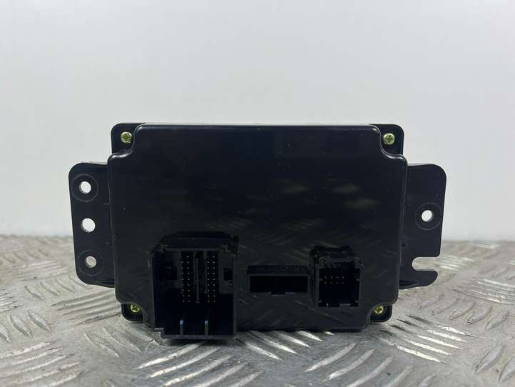 Jeep Grand Cherokee (2010 - 2021)  P68321557AD Другие блоки управления / модули