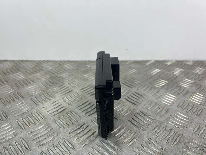 Jeep Grand Cherokee (2010 - 2021)  P68321557AD Другие блоки управления / модули