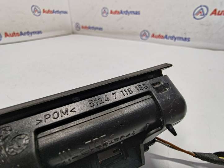 BMW 3 E92 E93 (2005 - 2014)  51247118158 Ручка задней крышки