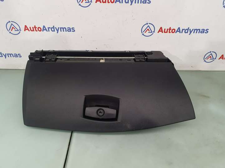 BMW 5 E60 E61 (2004 - 2010)  7034080 Ящик для вещей