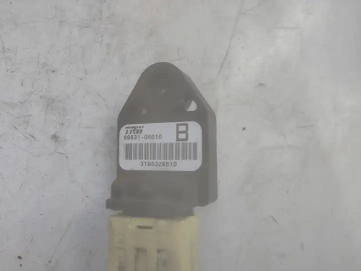 Toyota Avensis T250 (2006 - 2009) 8983105010 Датчик удара SRS — фото 3