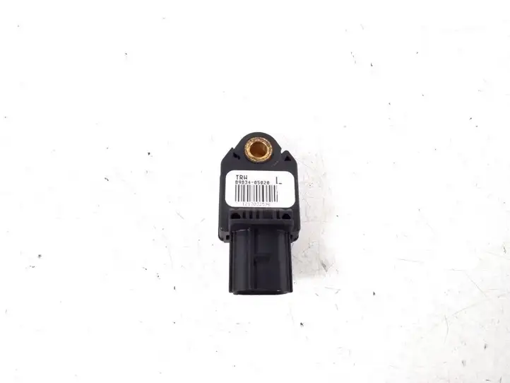 Toyota Avensis T250 (2006 - 2009) 89834-05020 Датчик удара SRS — фото 1