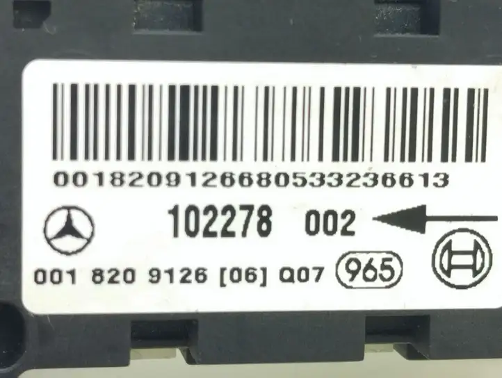 Mercedes-Benz C W203 (2000 - 2007) 0018209126 Датчик удара SRS — фото 4