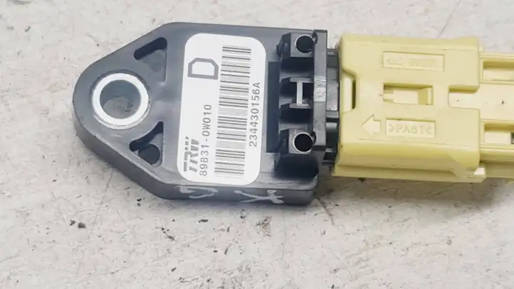 Toyota Corolla Verso AR10 (2004 - 2009) 898310W010 Датчик удара SRS — фото 1