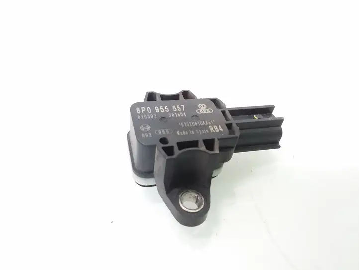 Audi A4 (2004 - 2009)  8P0955557 Датчик удара надувных подушек