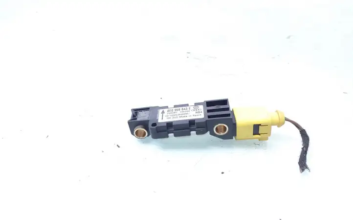 Audi A4 S4 B6 8E 8H (2000 - 2006) 8E0959643E Датчик удара SRS — фото 2