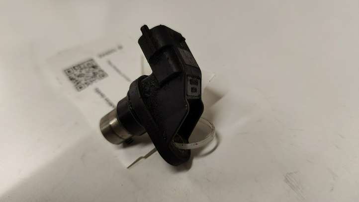Toyota Yaris (1999 - 2003)  0281002406 Датчик положения коленчатого вала