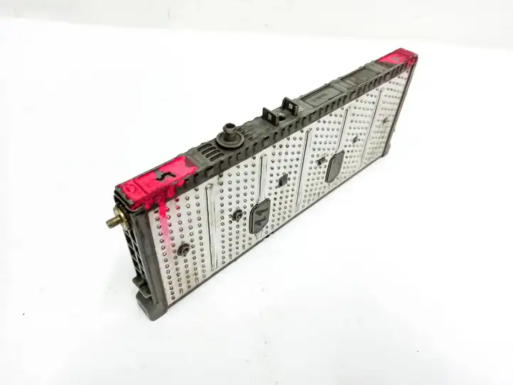 Toyota Prius (XW20) (2003 - 2009) 027HAA00185F Модуль аккумуляторной батареи гибридного автомобиля / электромобиля — фото 2