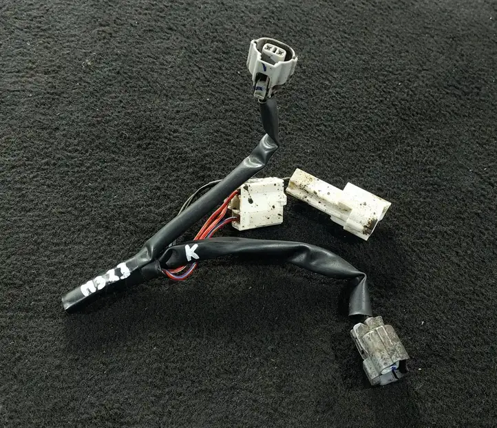 Mazda 323 F (2001 - 2003) Проводка фар — фото 1