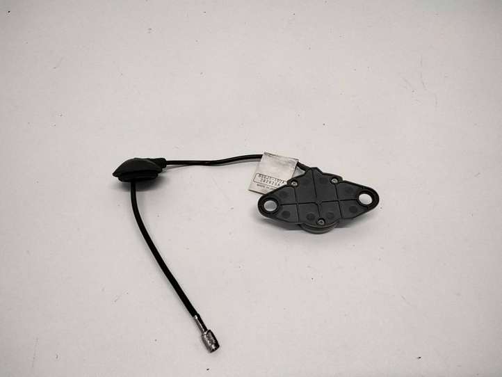 BMW X5 E53 (1999 - 2006)  65908381206 Антенна (антенна GPS)