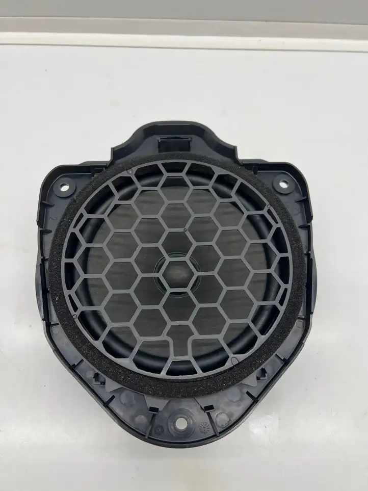Audi A3/S3 8V (2012 - 2016) 8V0035411A Динамики задних дверей — фото 1
