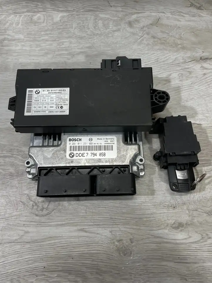 BMW 5 E60 E61 (2004 - 2010) 7794058 Комплект системы зажигания — фото 1