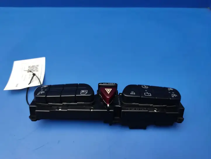 Mercedes-Benz C W203 (2000 - 2007) 2038218658 Другие включатели / ручки/ переключатели — фото 2