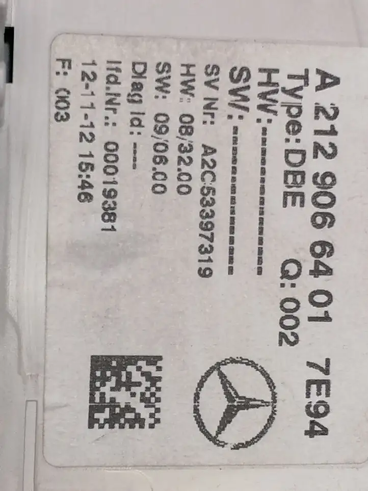 Mercedes-Benz E W212 (2009 - 2016) a0009055200 Передняя подсветка — фото 8