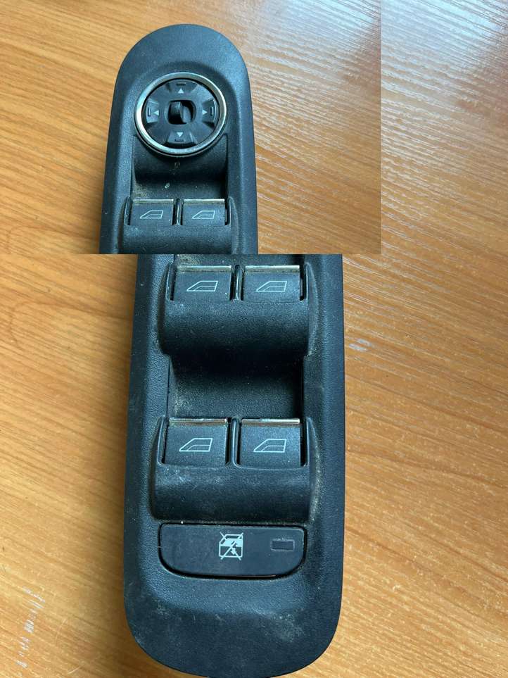 Ford Mondeo Mk III (2000 - 2007)  A2610770610 Кнопка стеклоподъемников