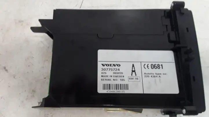 Volvo V70 (2004 - 2007) 30775724 Клавиатура телефона — фото 2
