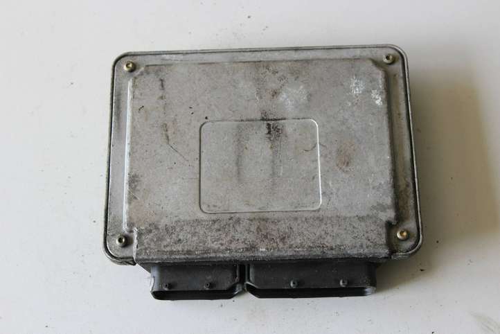 Volkswagen Golf IV (1998 - 2005)  036906034CN Блок управления двигателя