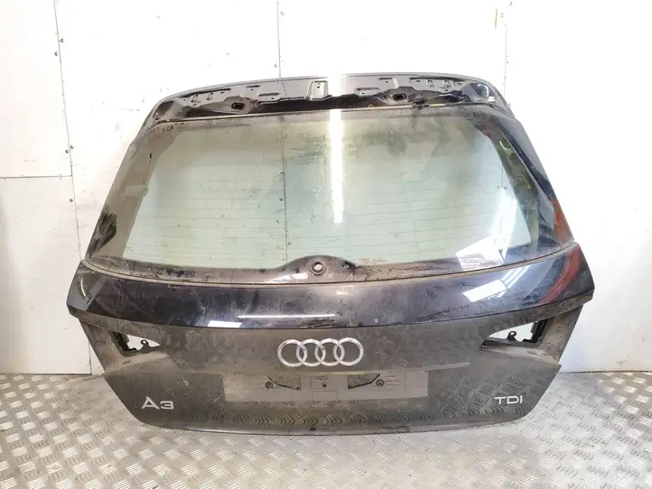 Audi A3/S3 8V (2016 - 2020) Крышка багажника — фото 1