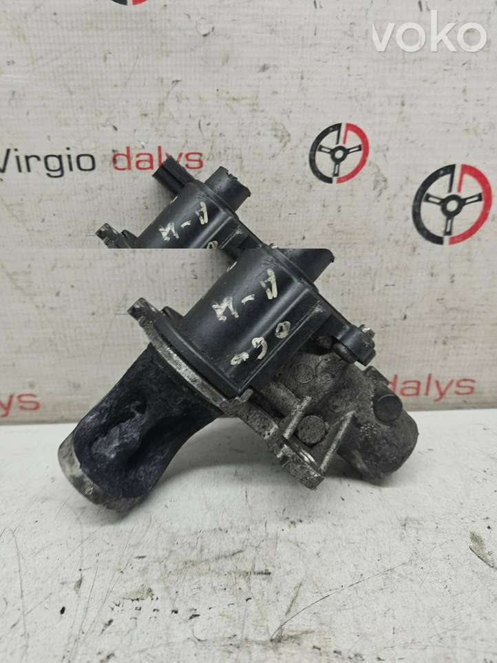 Audi A4 (2004 - 2009)  038131501ad Клапан EGR