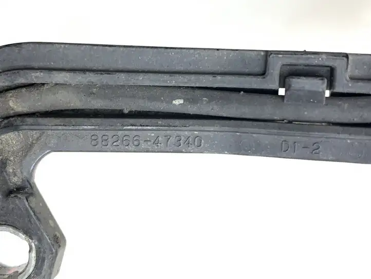 Toyota Prius (XW50) (2015 - ) 8826647340 Проводка переднего датчика ABS — фото 3
