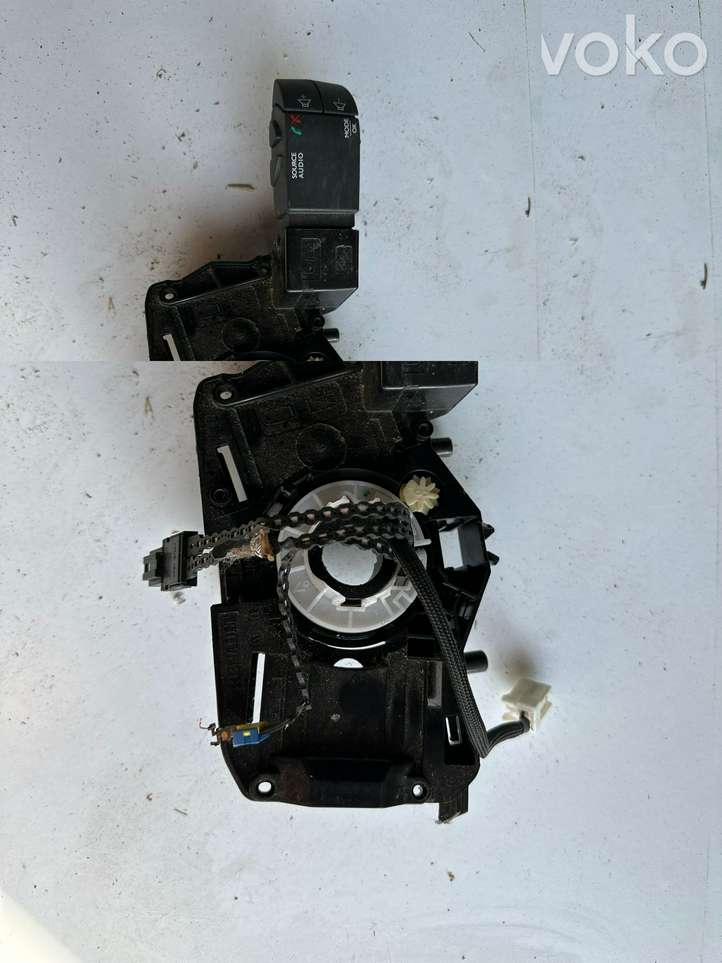 Renault Captur (2013 - 2020)  E10670323 Кнопки рулевого колеса