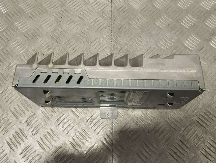 BMW 7 F01 F02 F03 F04 (2008 - 2016)  9320144 Звукоусилитель